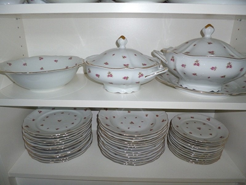 Dinerservies Mitterteich Bavaria met kleine roze roosjes, Antiek en Kunst, Ophalen of Verzenden