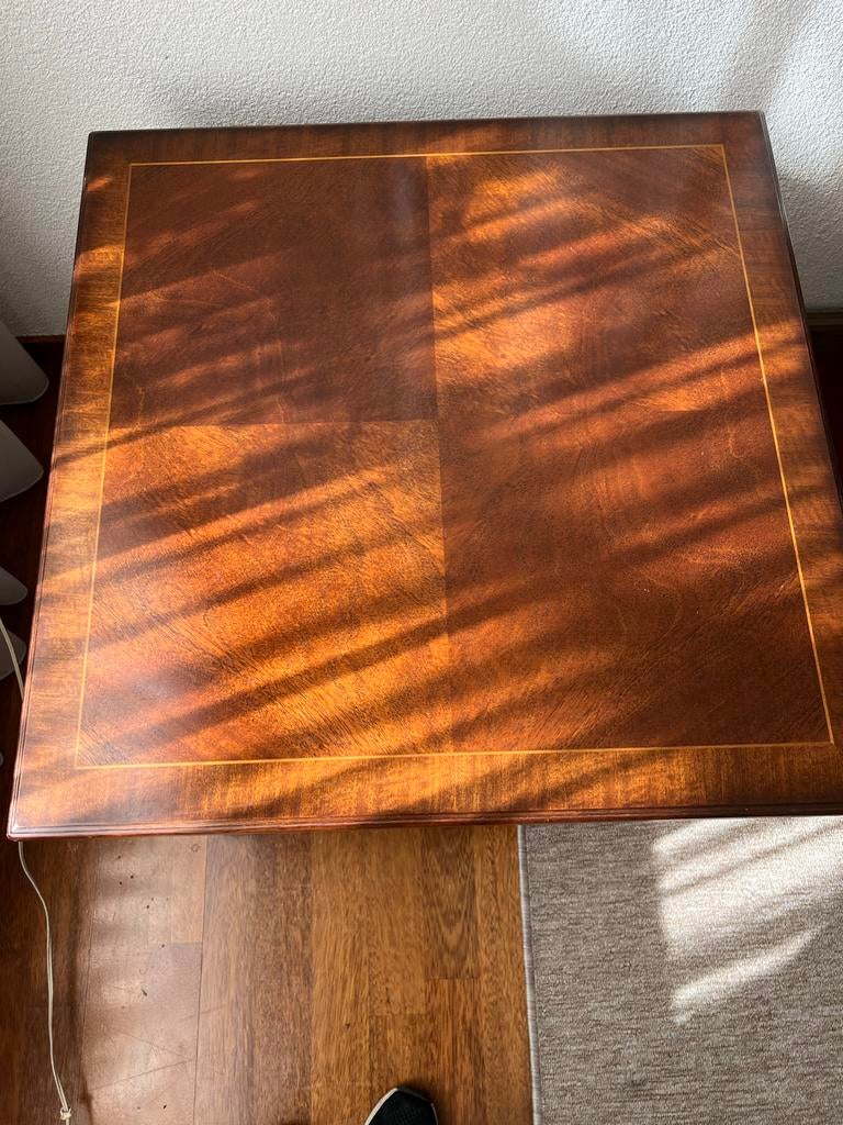 Heldense Mahonie houten bijzettafel., Gebruikt, Vierkant, 55 tot 75 cm, Hout