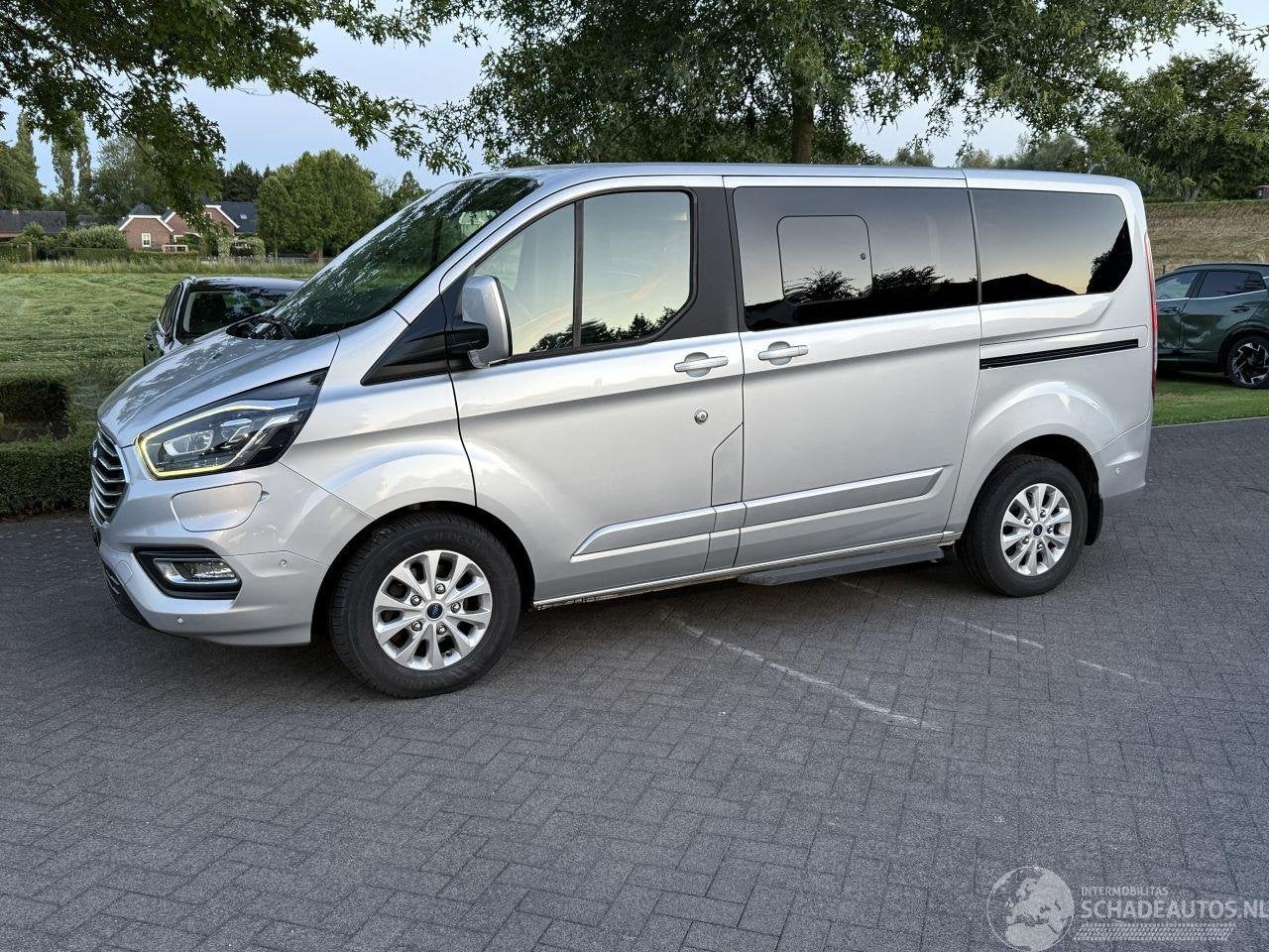 Ford Transit Custom Tourneo 320 / Plug-in hybride / 8p / Aut, Automaat, Overige carrosserieën, Zilver of Grijs, 999 cc
