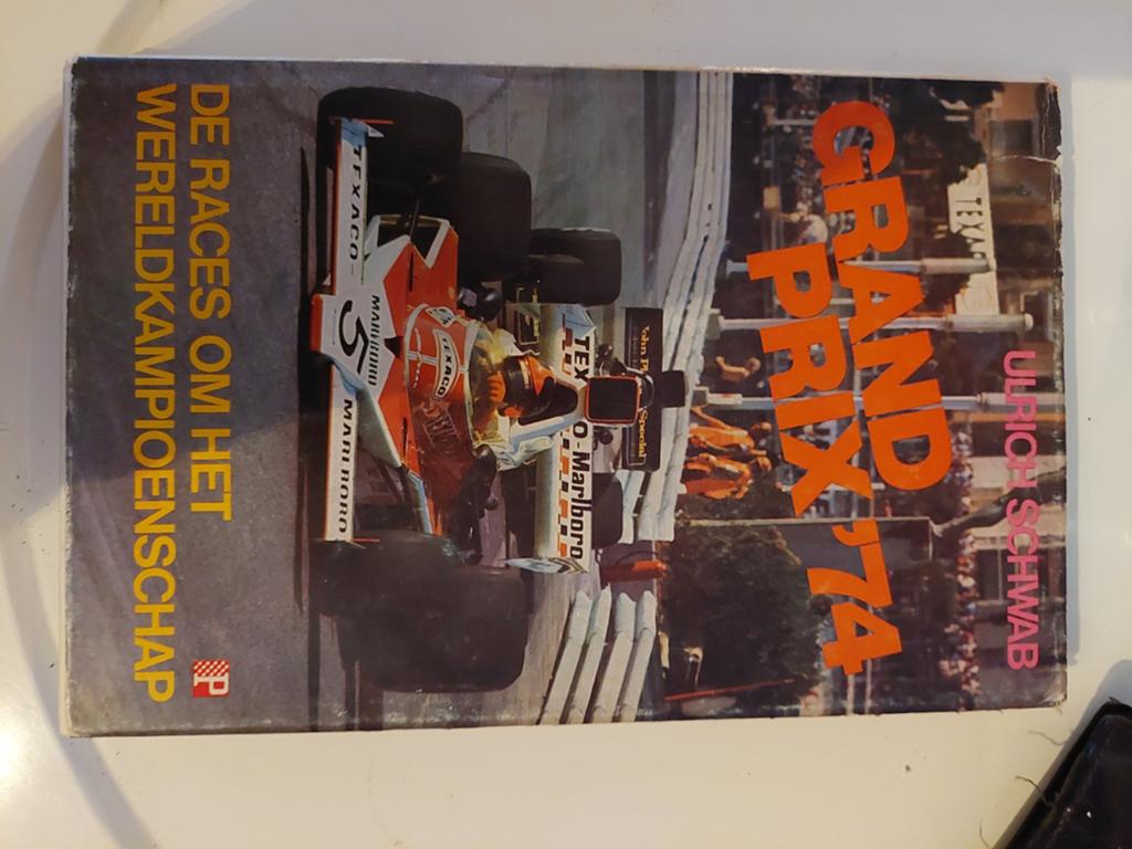 Grand Prix 74: De races om het wereldkampioenschap, Ophalen of Verzenden, Gelezen, Algemeen, Ulrich Schwab