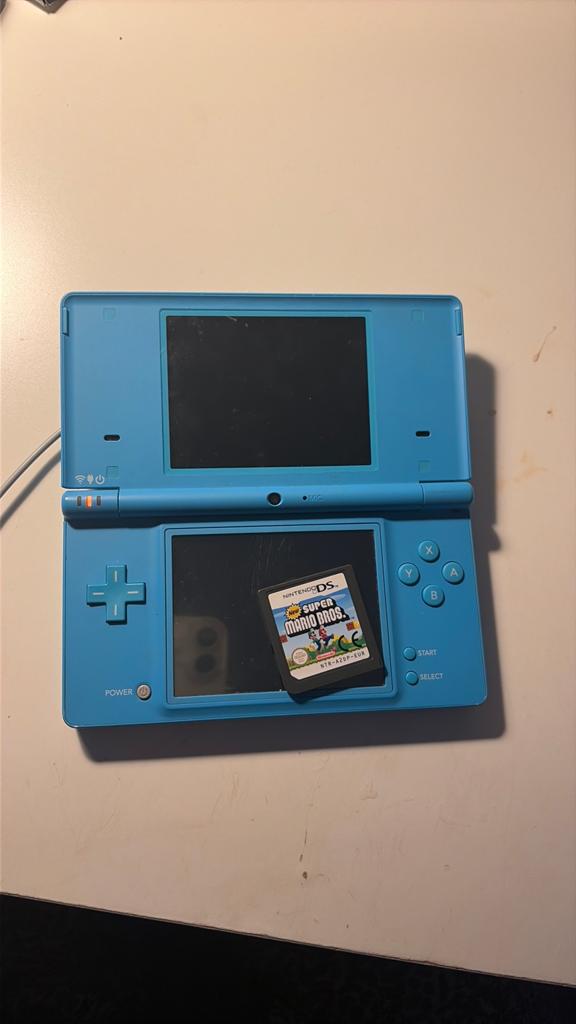 Nintendo ds, Spelcomputers en Games, Spelcomputers | Nintendo DS, Ophalen of Verzenden, Zo goed als nieuw, Blauw, DS Lite