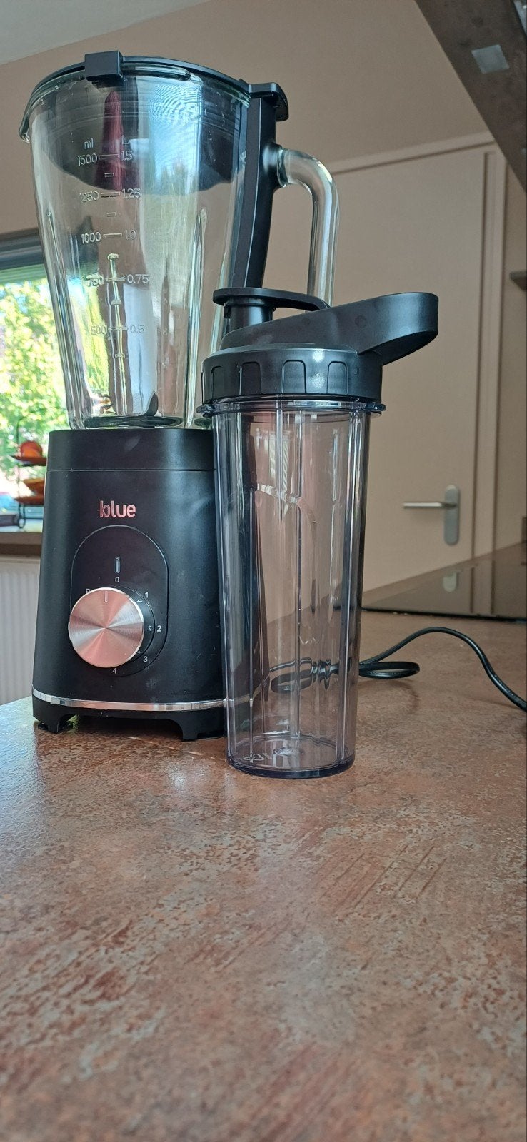 AH Blue home blender met extra beker, Witgoed en Apparatuur, Ophalen, Zo goed als nieuw, Blender