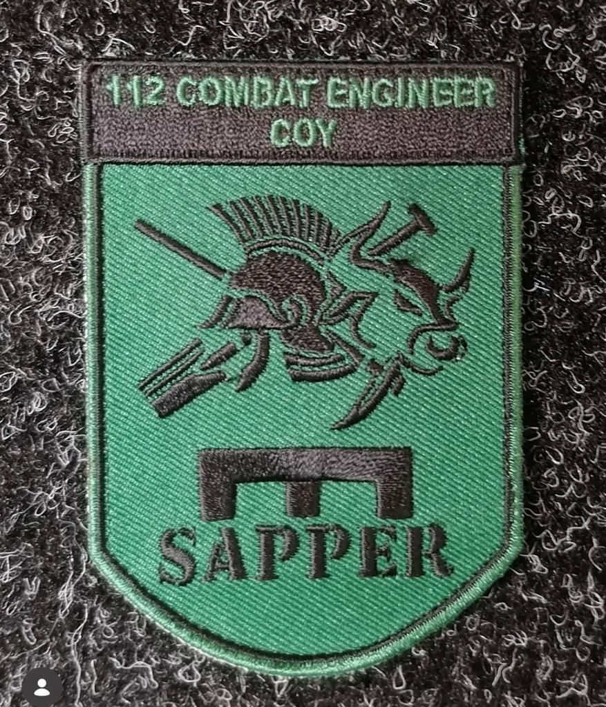 Gezocht: Emblemen van de Genie - 112 Combat Engineer Coy, Verzamelen, Ophalen of Verzenden, Landmacht, Nederland, Embleem of Badge