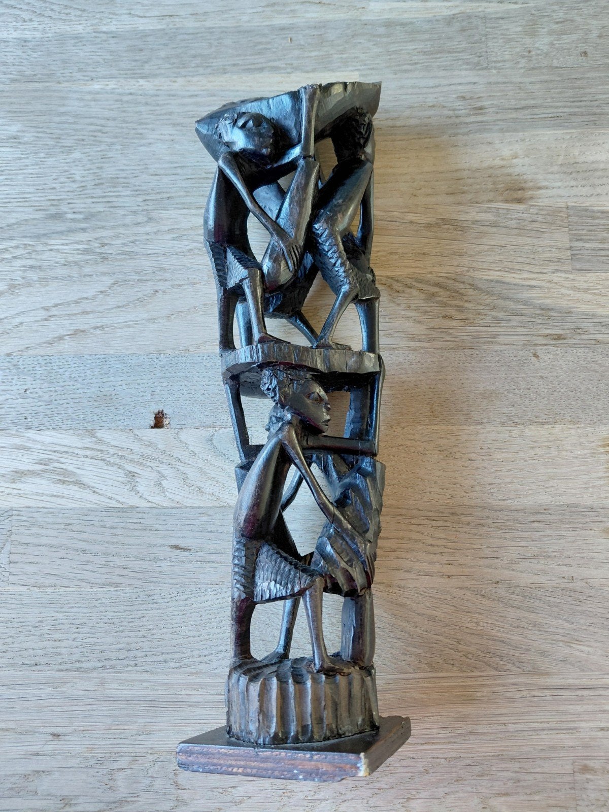 Uniek Afrikaans houtsnijwerk - Vrouwenfiguur met vissen, Afrika, Beeld, Ophalen, Hout