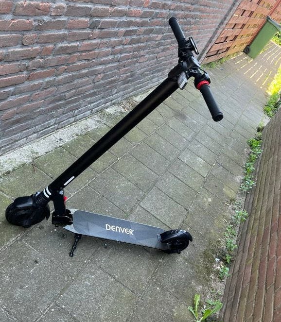 Denver SEL-65220 BLACK Elektrische Step - Goede Staat, Fietsen en Brommers, Steps, Ophalen of Verzenden, Gebruikt, Elektrische step (E-scooter)