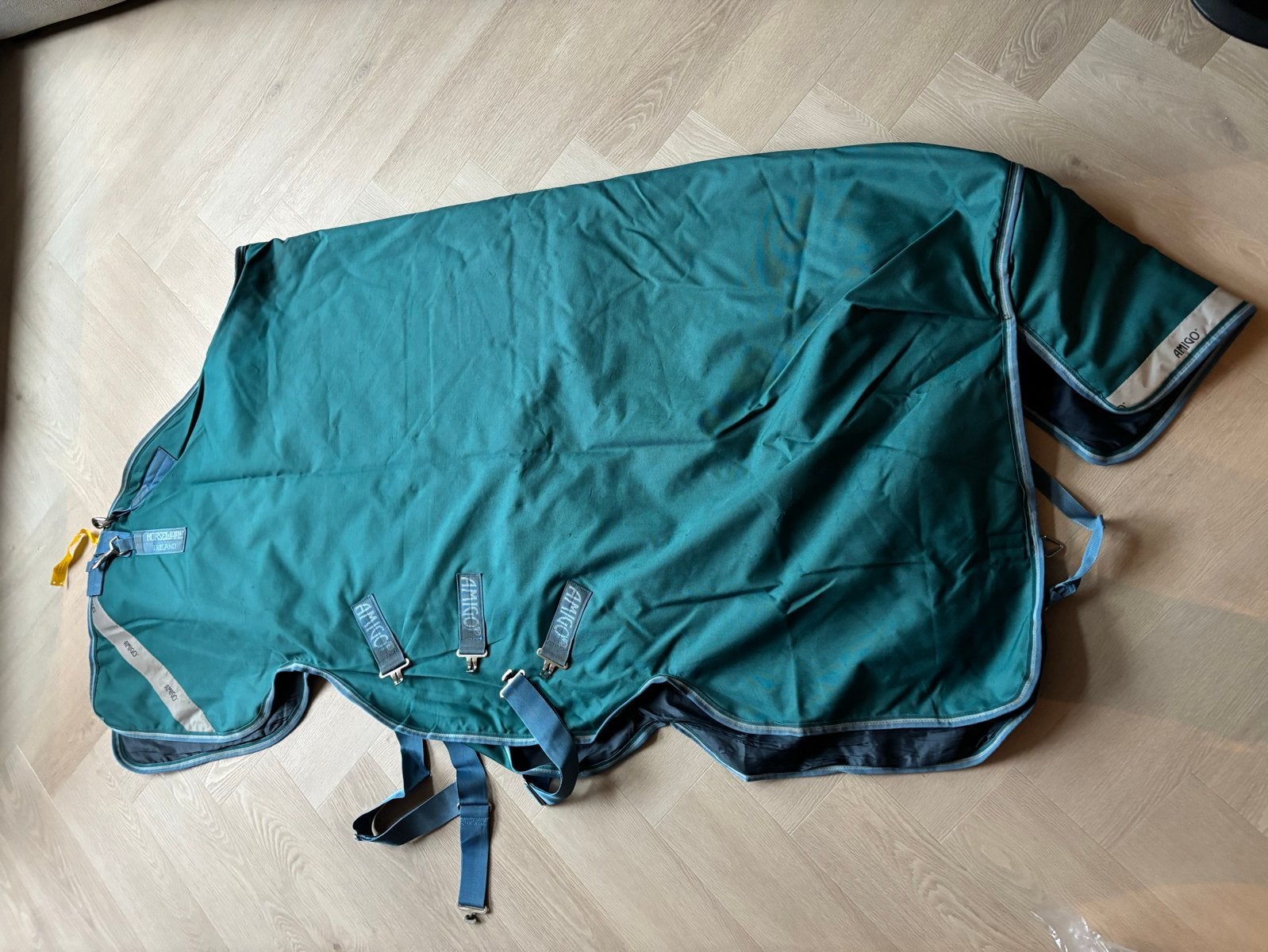 Amigo 6.0 Bravo 12 plus regendeken 400 gram met hals, Ophalen, Gebruikt, Groen, Regendeken
