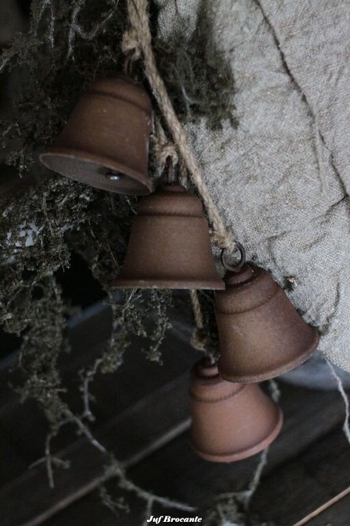 Bellenhanger met 4 klokken aan jute touw, Www.jufbrocante.nl, Www.jufbrocante.nl, Nieuw, Ophalen of Verzenden