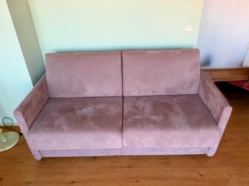 Beautiful 2-Seater Sofa Bed with Queen Size Mattress (15 cm), Huis en Inrichting, Ophalen, 150 tot 200 cm, Tweepersoons, 75 tot 100 cm