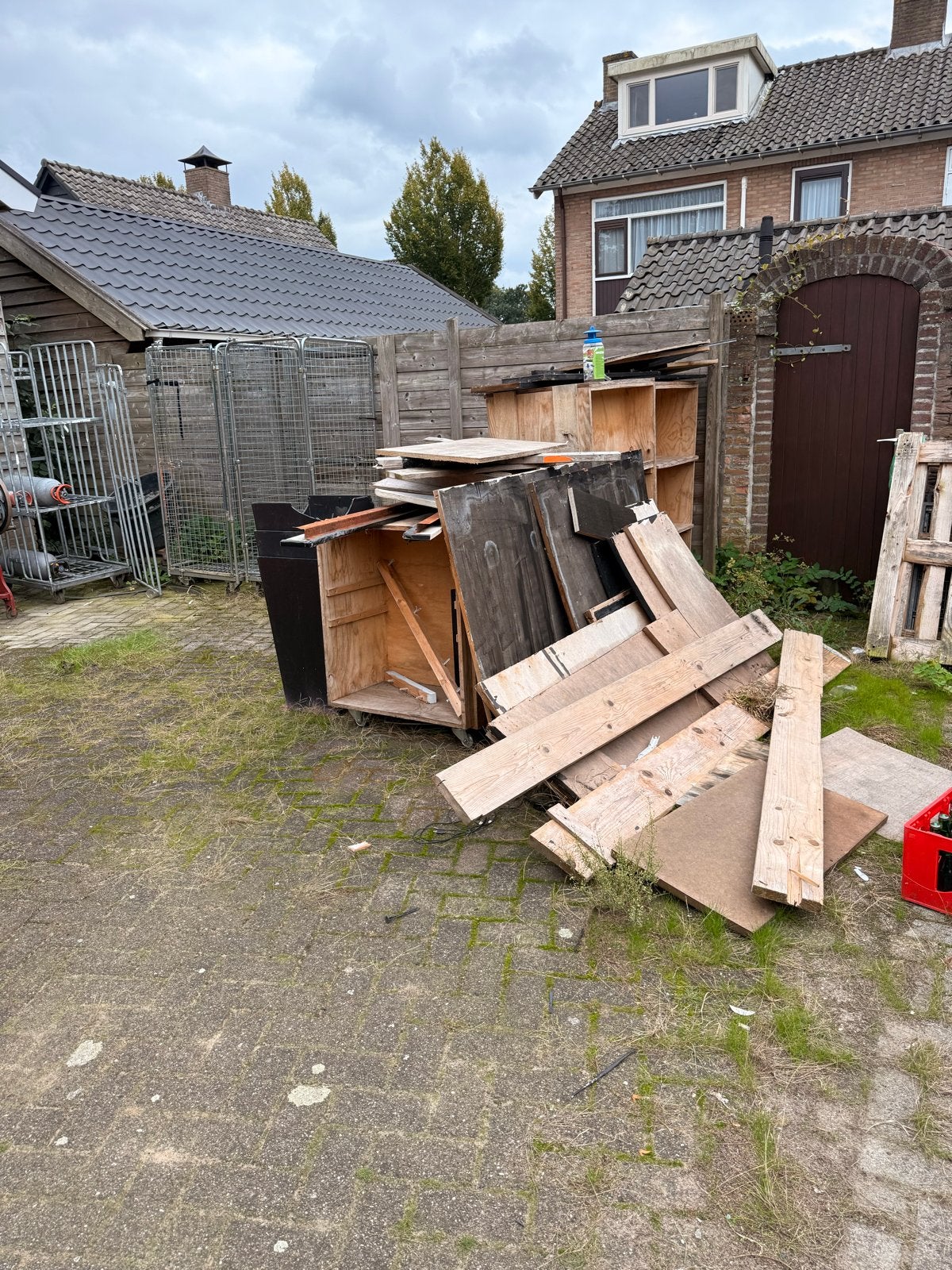 Gratis af te halen: Hout en pallets, Ophalen of Verzenden, Gebruikt, Overige houtsoorten, Plank
