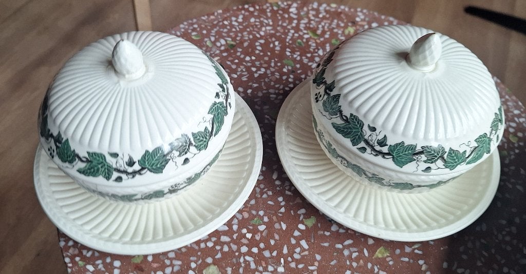 Wedgwood botervloot/sauskom, Huis en Inrichting, Ophalen, Klassiek, Zo goed als nieuw, Kom(men)