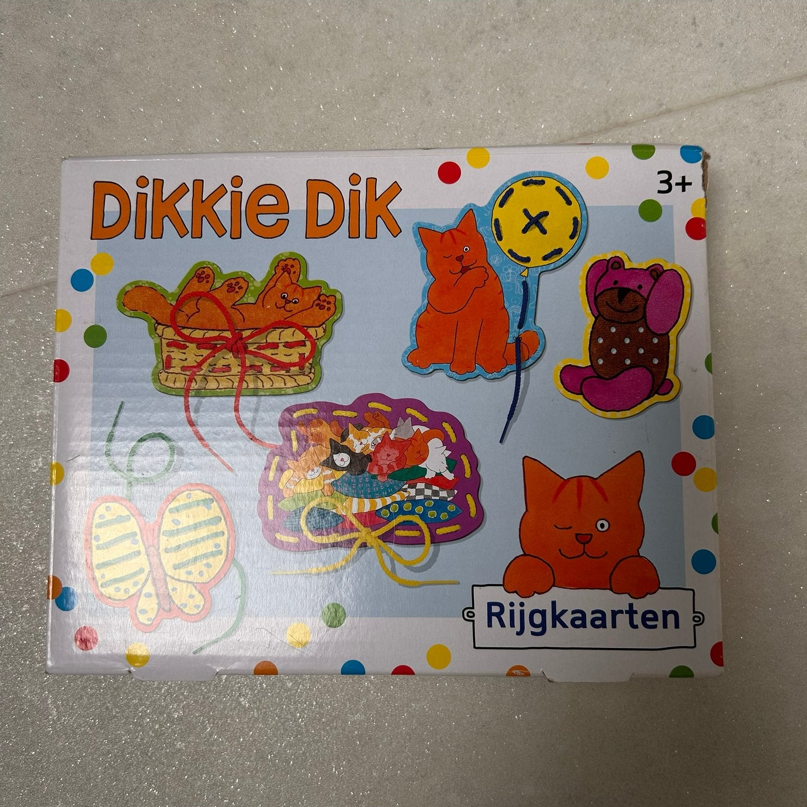 Dikkie dik rijgen, Ophalen, Zo goed als nieuw, 2 tot 4 jaar