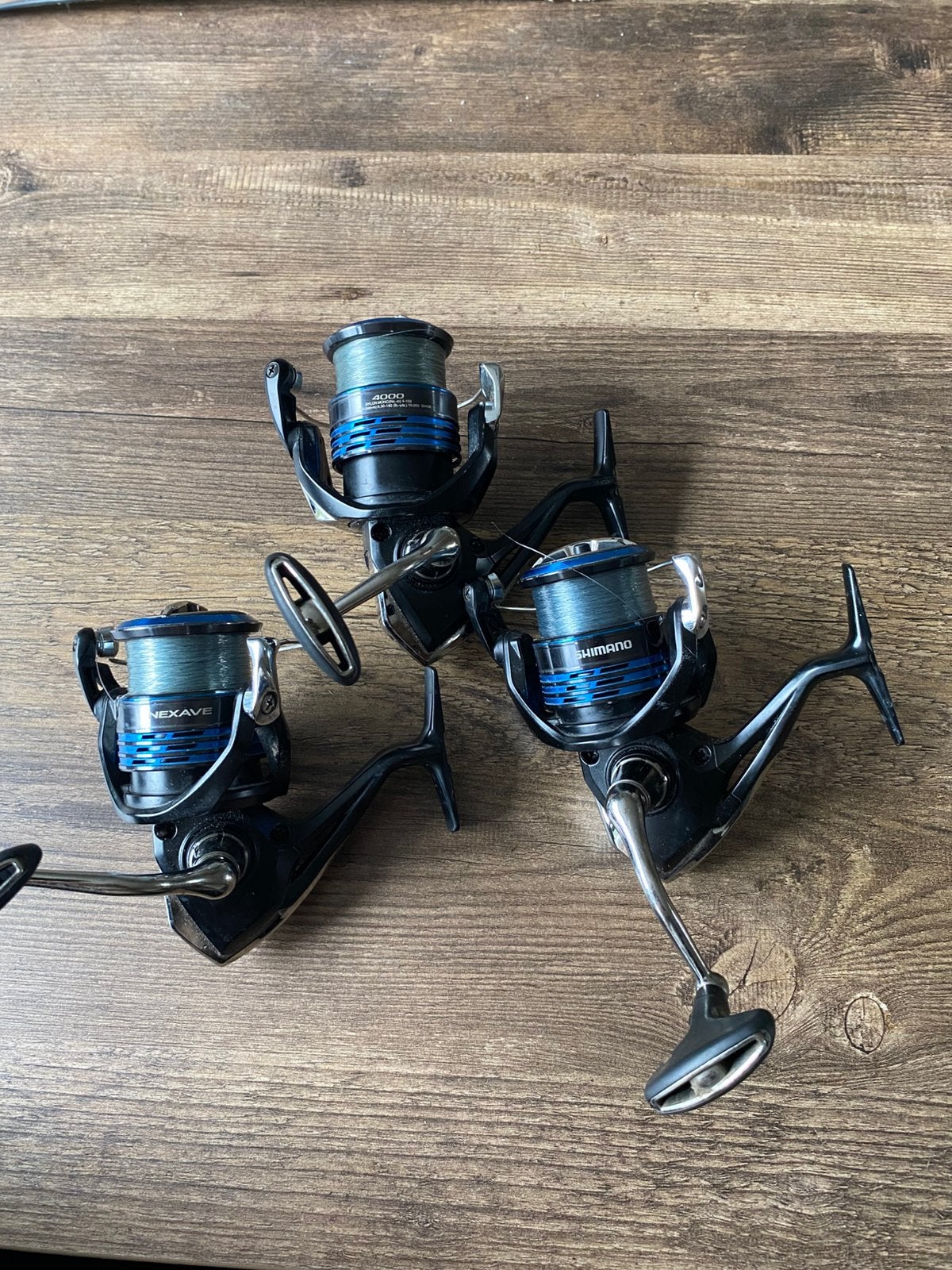 Te koop SHIMANO NEXAVE 4000 molens, Ophalen, Zo goed als nieuw, Molen