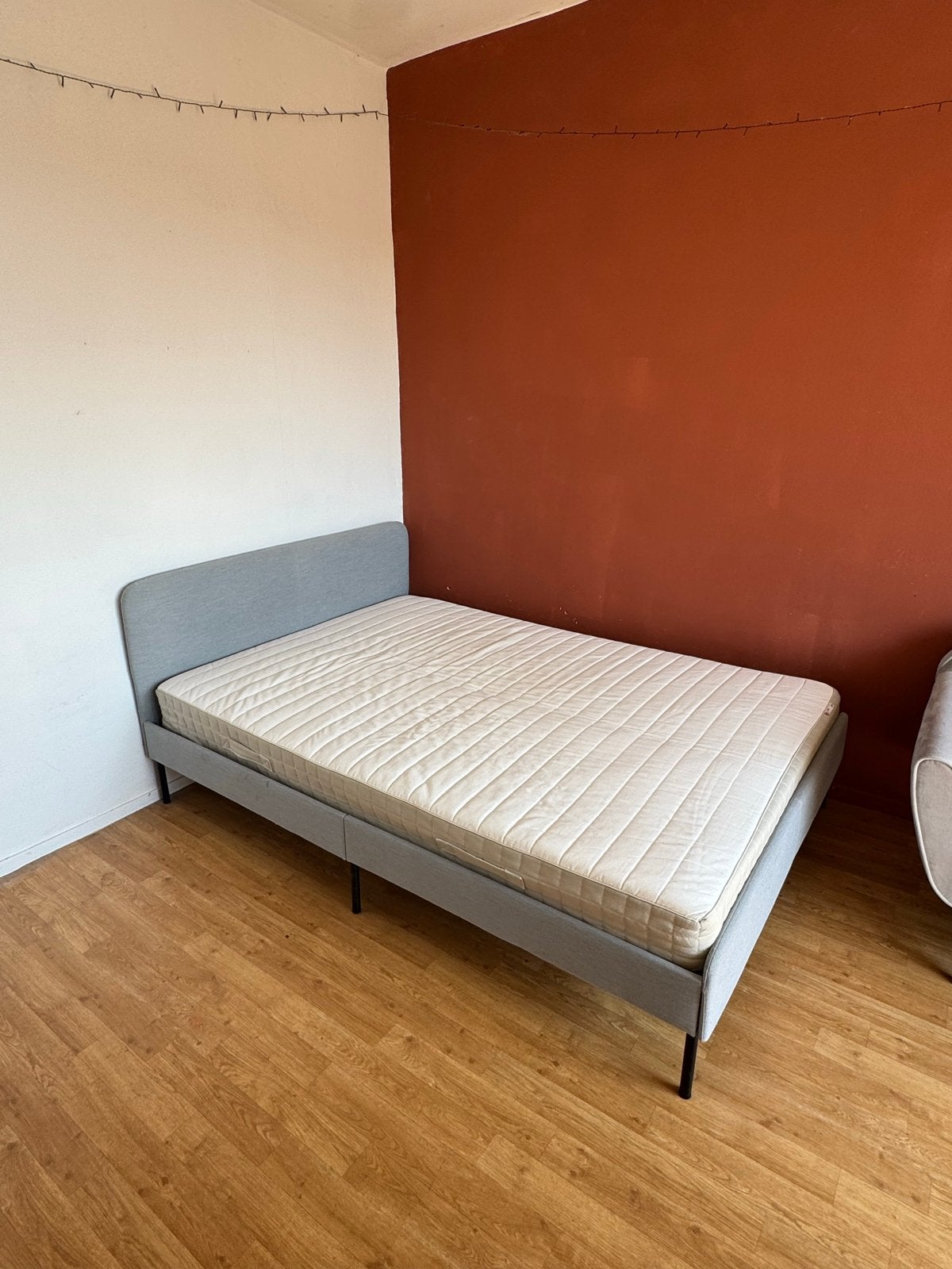 IKEA bed 140 x 200 cm met matras, Ophalen, Gebruikt, Tweepersoons, 140 cm