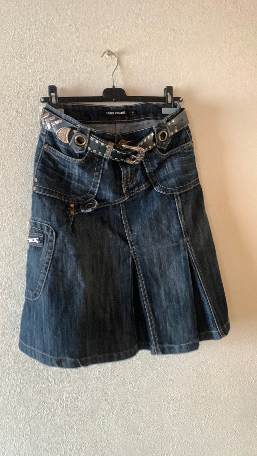 Spijkerrok met leren western riem met studs 38 40 jeansrok, Ophalen, Zo goed als nieuw