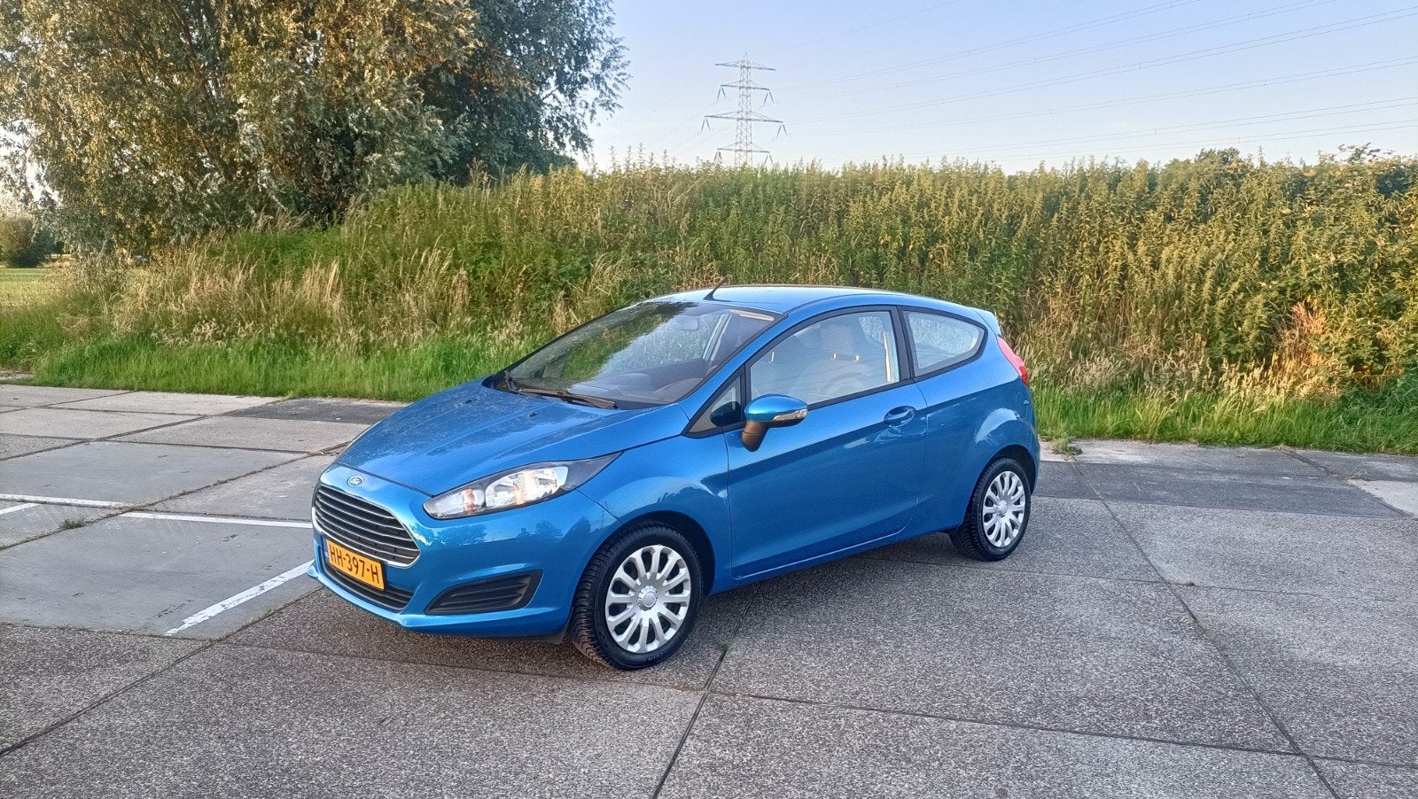 Ford Fiësta 1.0 48KW/65PK 3D 2015 nieuwe apk, Auto's, Ford, Bedrijf, Fiësta, ABS, Airbags, Airconditioning, Bluetooth, Boordcomputer