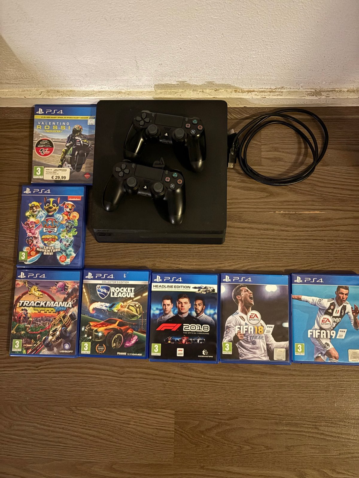 Playstation 4 Pro 1TB met 2 controllers en games, Spelcomputers en Games, Ophalen, Gebruikt, Racen en Vliegen, 2 spelers
