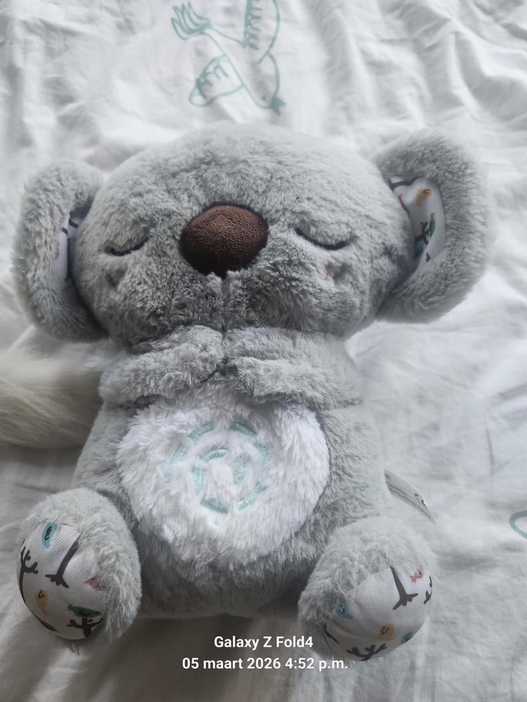 Schattige koala knuffel met licht en rustgevend snurkgeluid, Ophalen of Verzenden, Gebruikt, Overige typen, Met licht