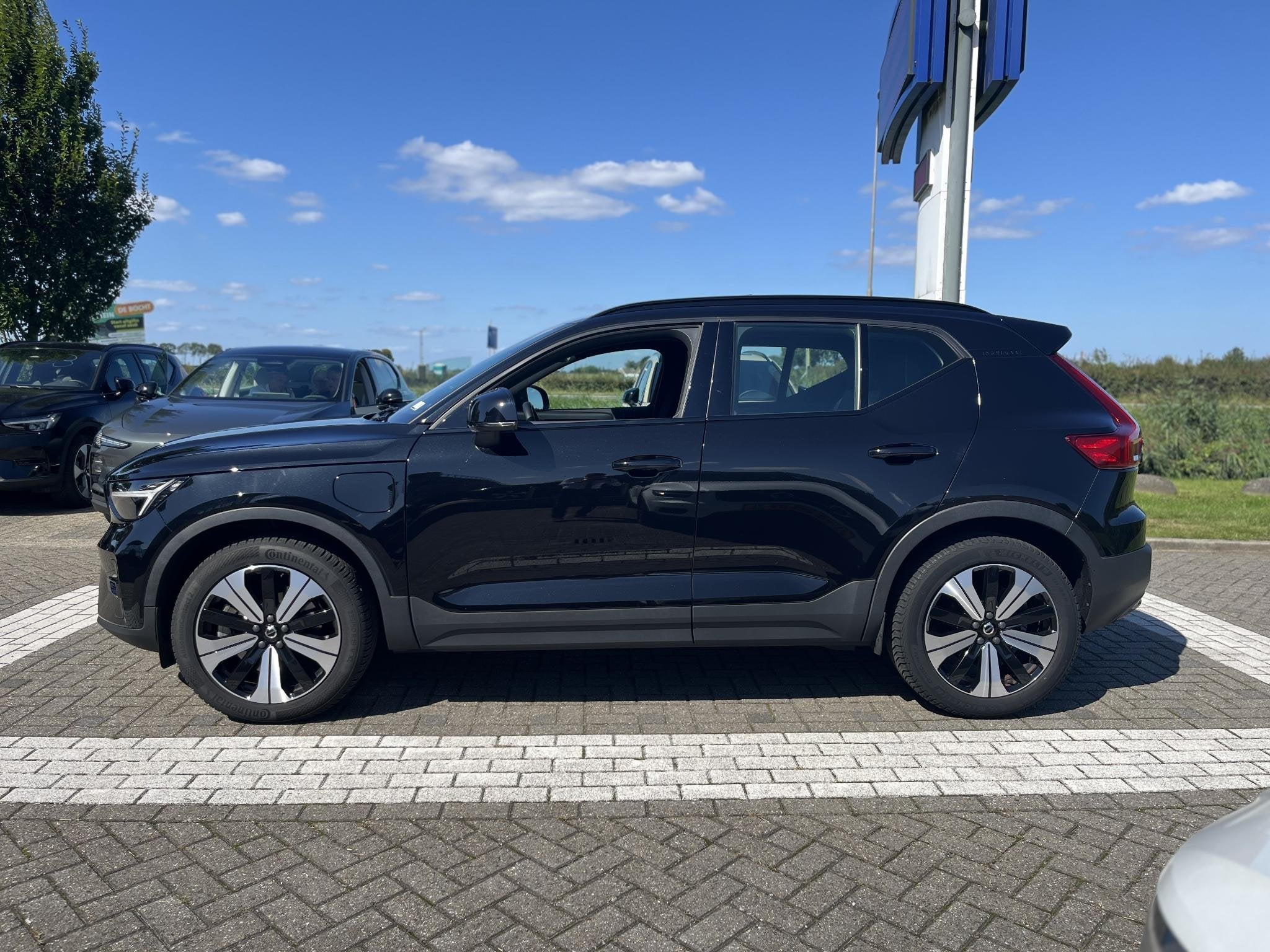 Volvo XC40 T4 Plug-in hybrid Ultimate Dark | Panoramadak | T, Auto's, Volvo, 12 maanden, Euro 6, 1712 kg, Leder en Stof