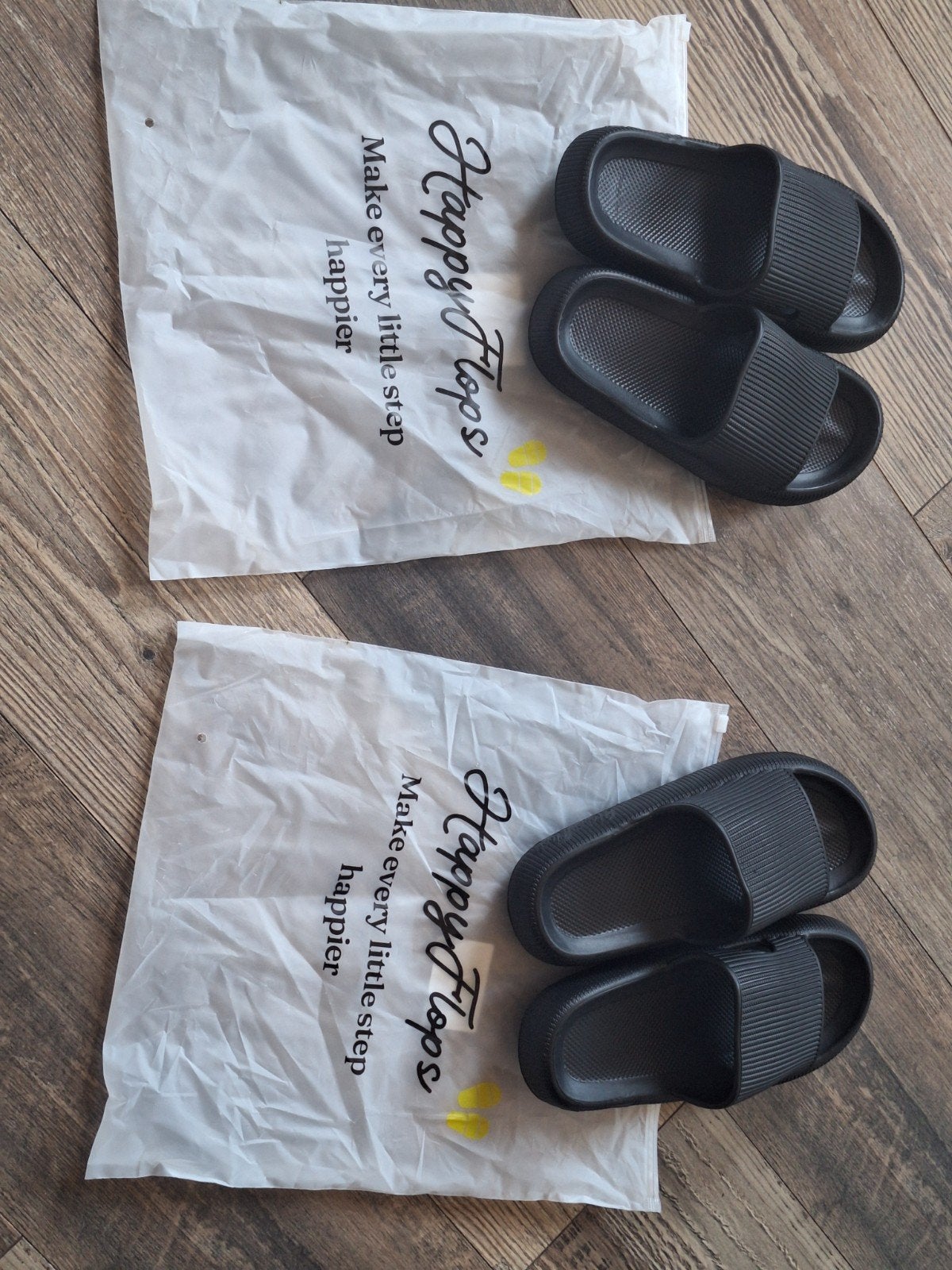 2 paar nieuwe Happy Flops slippers, Slippers, Zwart, Nieuw, Ophalen of Verzenden