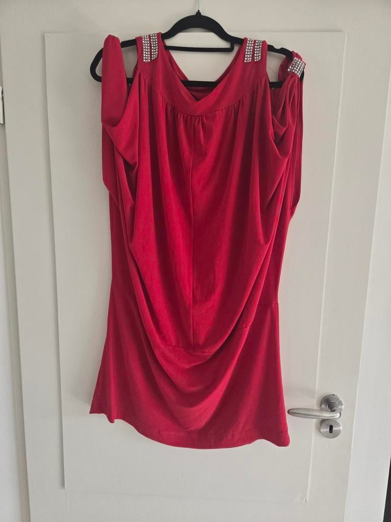 Magna shirtje, offshoulder, mt 58/60, rood strass, Rood, Shirt of Top, Ophalen of Verzenden, Magna
