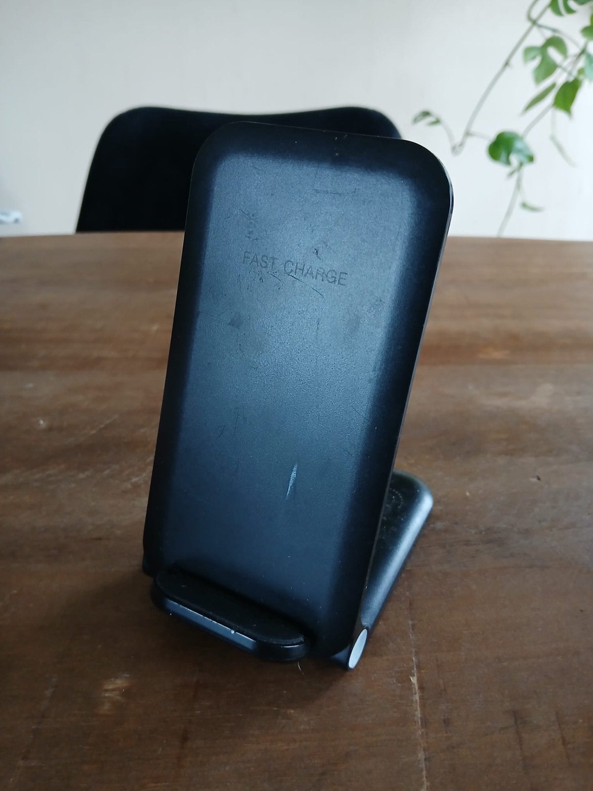 Draadloze oplader voor iPhone, Apple Watch en AirPods, Gebruikt, Draadloze oplader, Ophalen of Verzenden, Apple