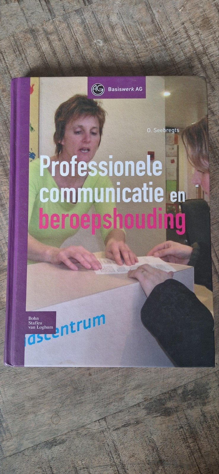 Professionele communicatie en beroepshouding, Ophalen of Verzenden, Zo goed als nieuw, MBO