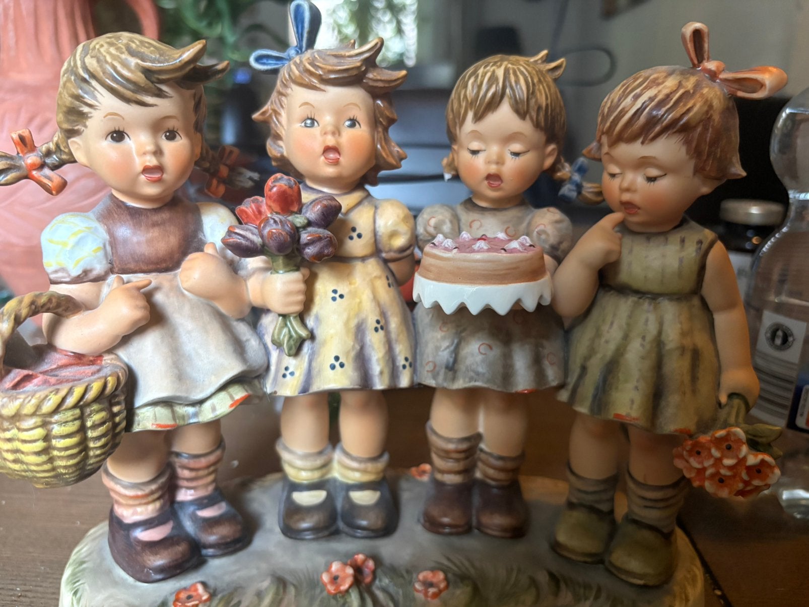 Goebel Hummel Beeld - We Wish You the Best (HUM 600), Ophalen, Zo goed als nieuw, Hummel