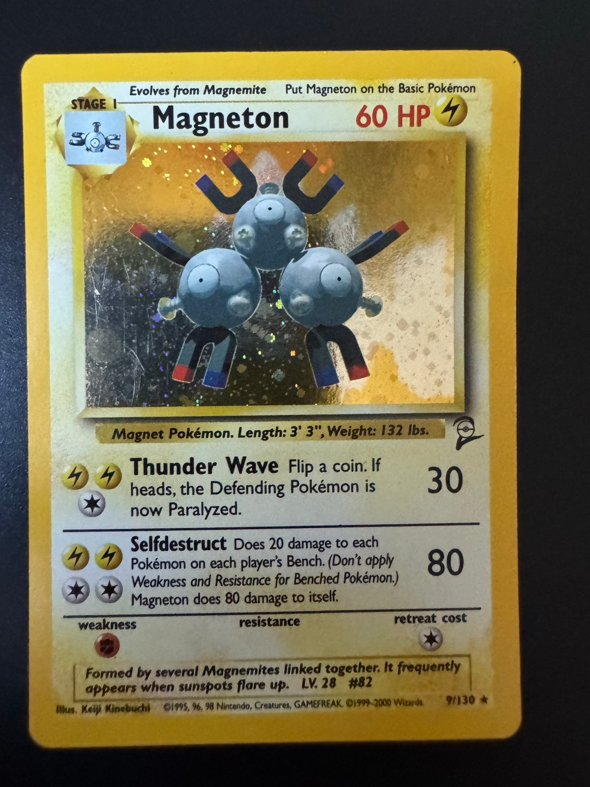 Magneton 9/130 Holo Rare - Base Set 2 Pokémon Kaart, Hobby en Vrije tijd, Verzamelkaartspellen | Pokémon, Ophalen of Verzenden