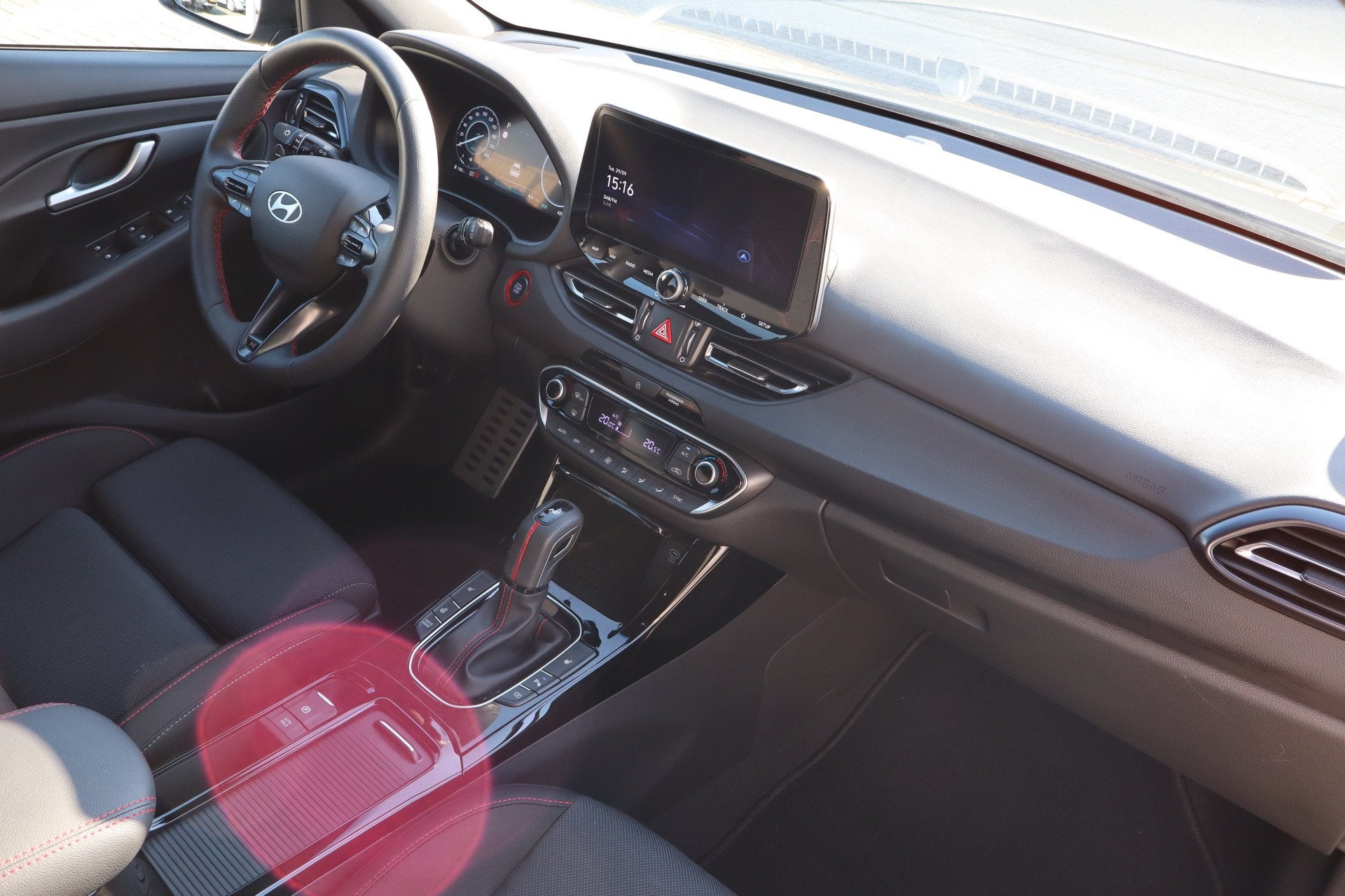 Hyundai i30 Wagon 1.5 T-GDi MHEV N Line Automaat Apple carpl, Auto's, 12 maanden, Stof, Gebruikt, 4 cilinders