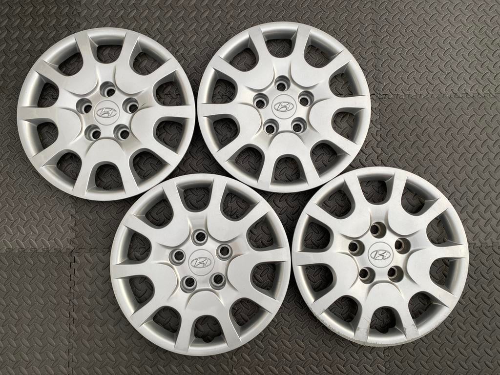 Set originele Hyundai I30 wieldoppen 15 inch, Auto diversen, Wieldoppen, Ophalen of Verzenden, Gebruikt