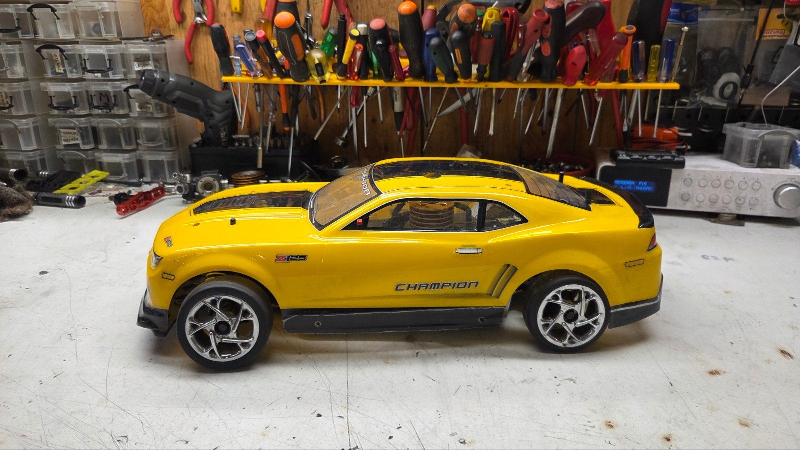 Te koop mooie kyocho, Gebruikt, Ophalen of Verzenden, Schaal 1:10, Auto onroad