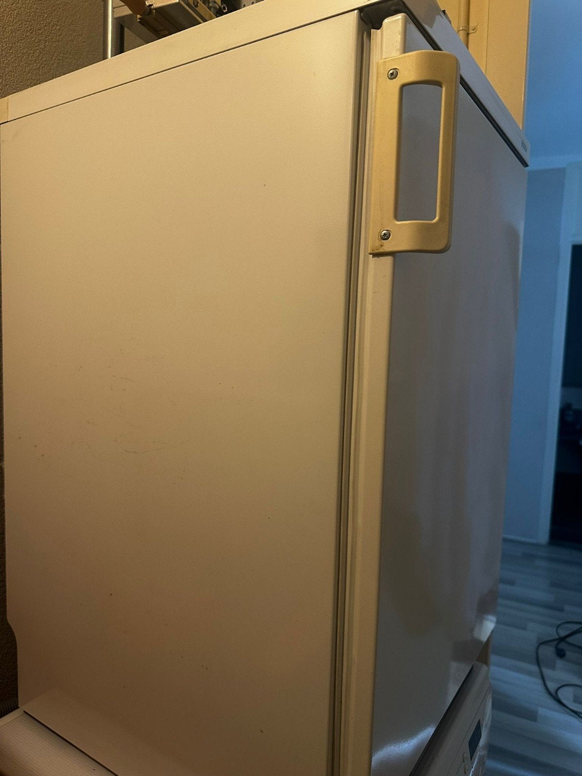 Mini koelkast, Zonder vriesvak, Minder dan 85 cm, Ophalen of Verzenden, Minder dan 75 liter