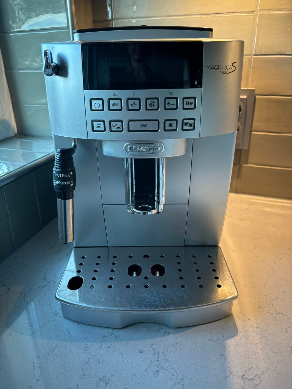 Delonghi Magnifica S plus, Witgoed en Apparatuur, Koffiezetapparaten, Ophalen, Gebruikt, Koffiemachine, Koffiebonen
