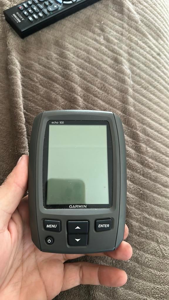 Garmin echo 100 Fishfinder / Dieptemeter (alleen scherm), Watersport en Boten, Navigatiemiddelen en Scheepselektronica, Ophalen of Verzenden