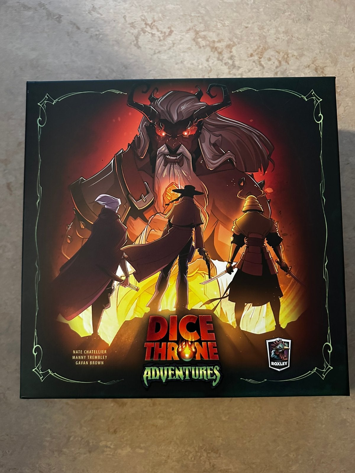 Dice Throne Adventures Kickstarter versie+foiled promo packs, Hobby en Vrije tijd, Gezelschapsspellen | Bordspellen, Ophalen of Verzenden