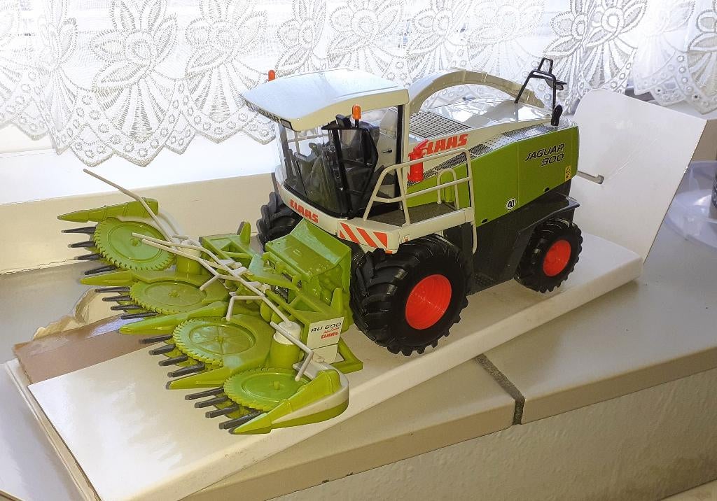 Claas Jaguar speedstar - Norscot    (siku - britains), Ophalen of Verzenden, Zo goed als nieuw, Tractor of Landbouw, Britains