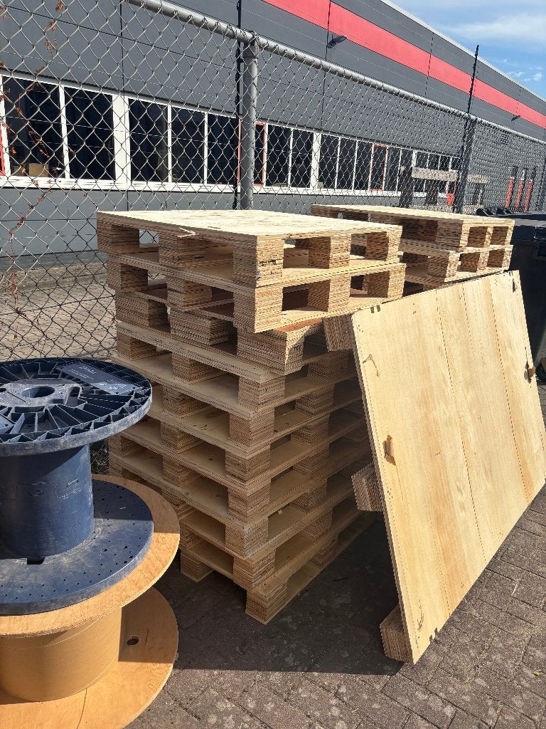 Pallets (gratis af te halen), Ophalen, Zo goed als nieuw, 50 mm of meer, Pallet