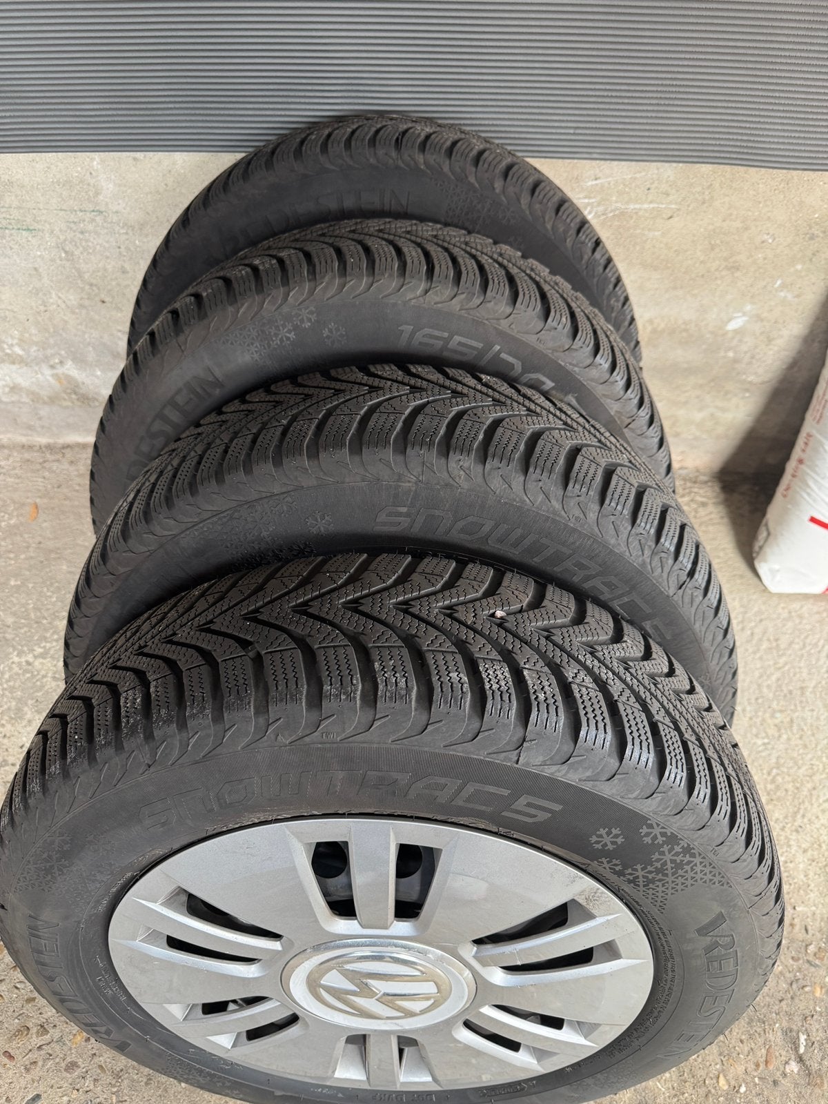 Vredestein Winterbanden met Velgen (165/70 R14), Ophalen, 14 inch, Gebruikt, Banden en Velgen