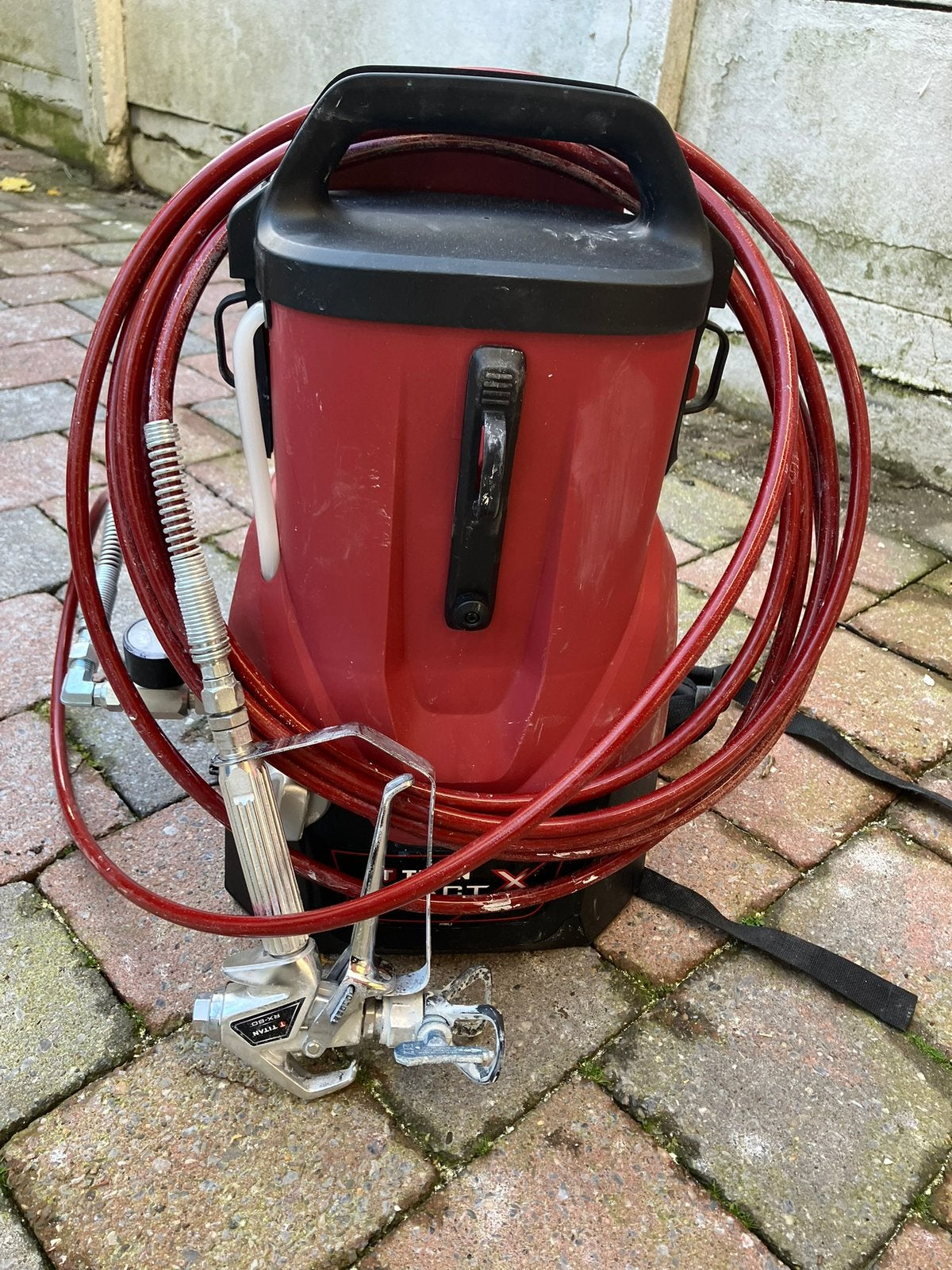 Titan inpact x 120 airless verfspuit, Doe-het-zelf en Verbouw, Schildersmaterialen, Ophalen, Zo goed als nieuw, Verfspuit of Verfpomp
