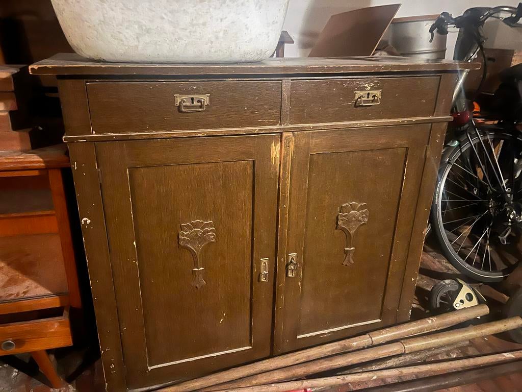 Oud retro laag kastje met lades en deuren, Antiek en Kunst, Antiek | Meubels | Kasten, Ophalen