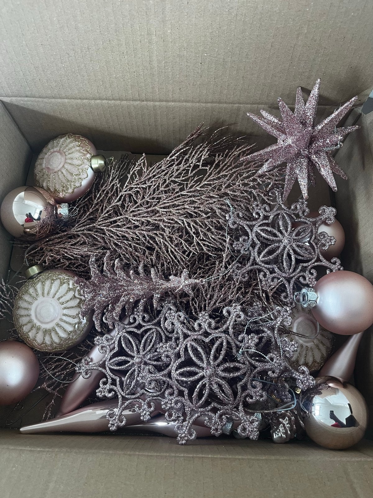 Roze kerstballen & kerstornamenten - compleet assortiment, Ophalen, Zo goed als nieuw