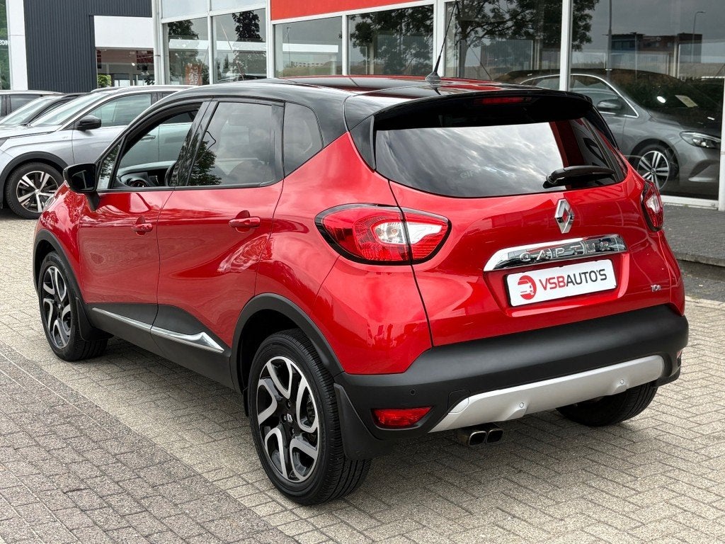 Renault CAPTUR 1.2 TCE XMOD AUT. NAVI STOELVERWARMING LEER C, Auto's, Renault, Automaat, 4 cilinders, Met garantie (alle), Leder