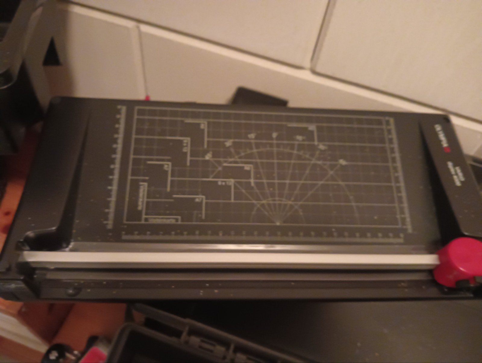 Snijapparaat Olympia Vario Duplex 4000 met hobbymateriaal, Zwart, Gebruikt, Overige thema's, Gereedschap of Toebehoren