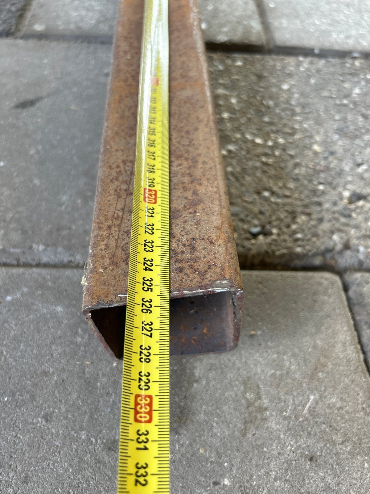 Stalen koker 70x70x3mm, ca. 3250mm lang met knik, Ophalen, IJzer
