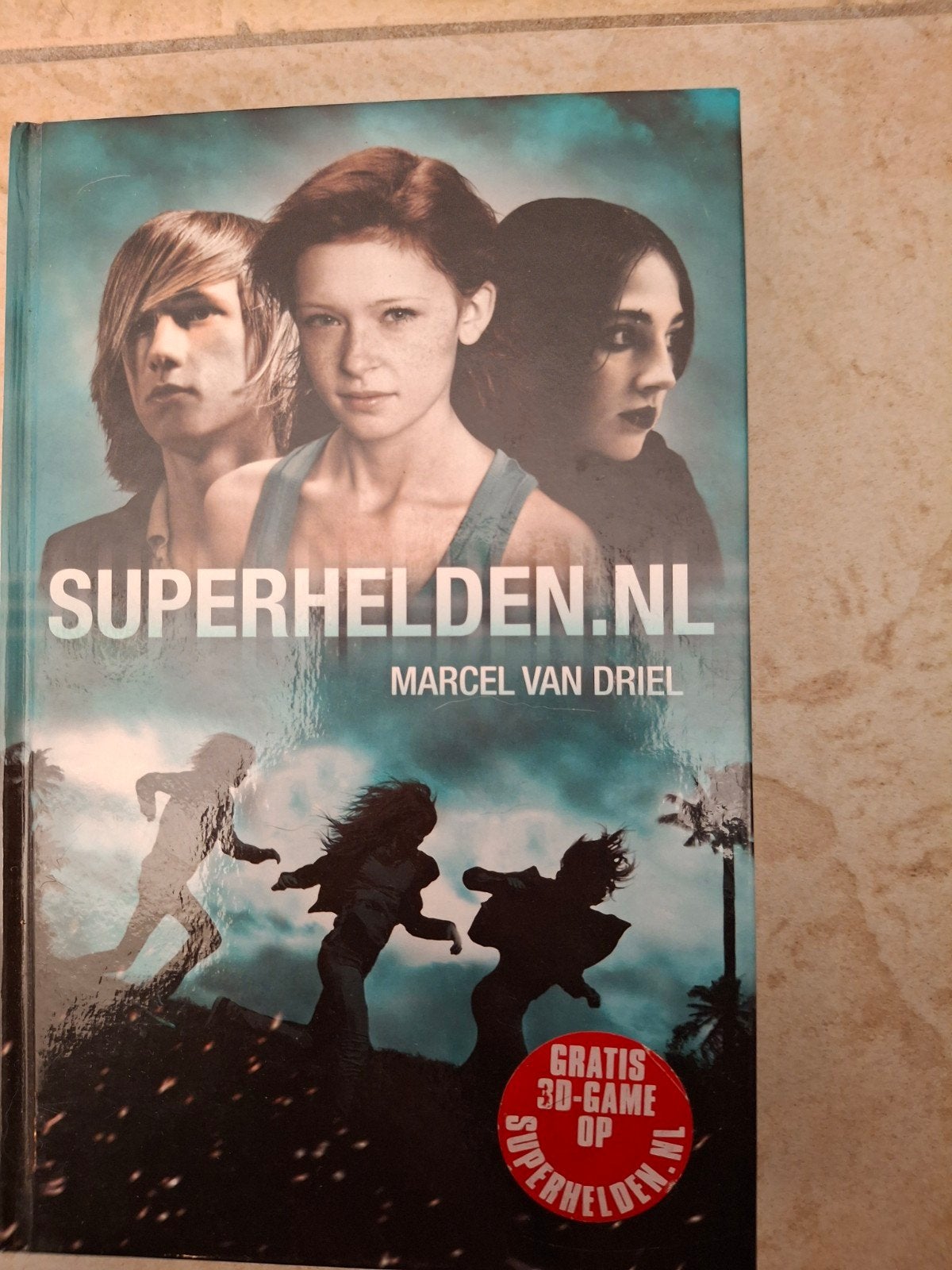 Superhelden . nl - Marcel van Driel (Kinderjury 2012), Ophalen of Verzenden