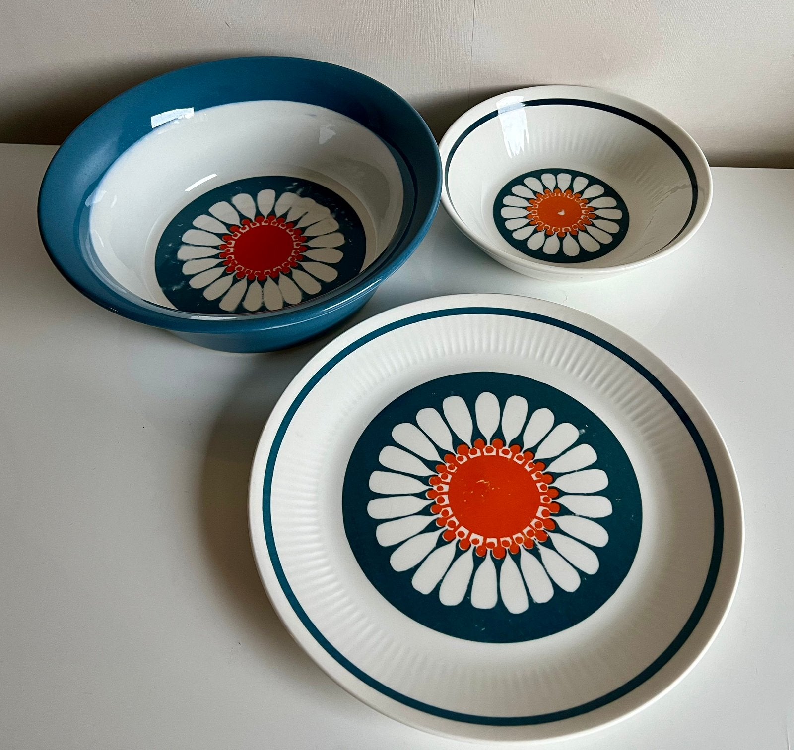 Set 3 Noors Turi Design Figgjo Daisy Schalen en Bord, Ophalen of Verzenden