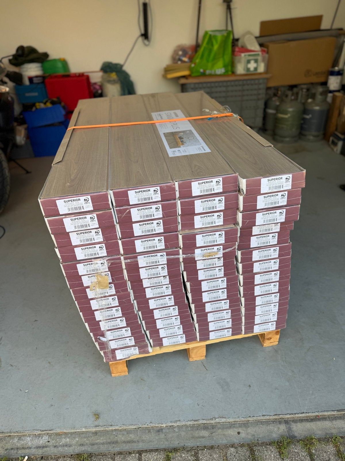 124m2 Swiss Krono Laminaat Vloer - Vloerverwarming Geschikt, Nieuw, Ophalen of Verzenden, 10 m² of meer, 10 tot 30 cm
