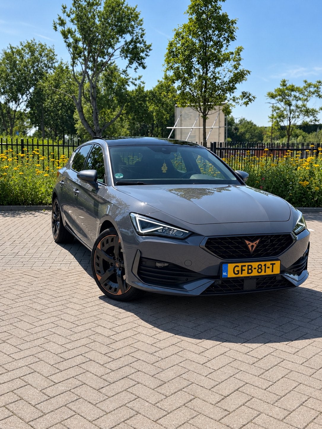 Cupra Leon 1.4 E-hybrid 245pk Pano ACC, Auto's, 77 km/l, Zwart, 4 cilinders, Leon