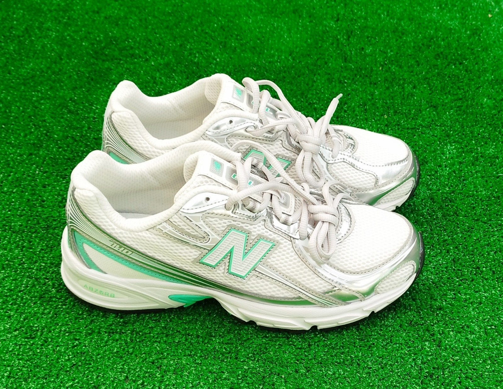 New Balance 740 Unisex Sneakers - Wit/Zilver/Mintgroen - Maa, Kleding | Dames, New Balance Athletics, Inc., Customercare@newbalance.com