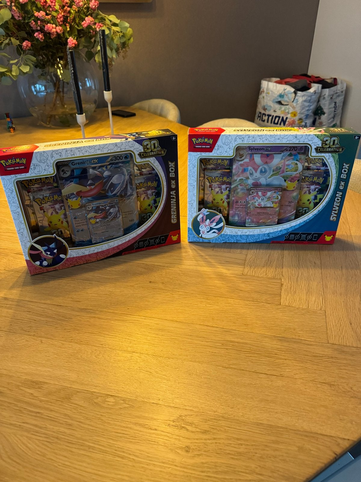 Pokémon Greninja & Sylveon ex Boxen - 30th Celebration, Ophalen of Verzenden, Nieuw, Overige typen